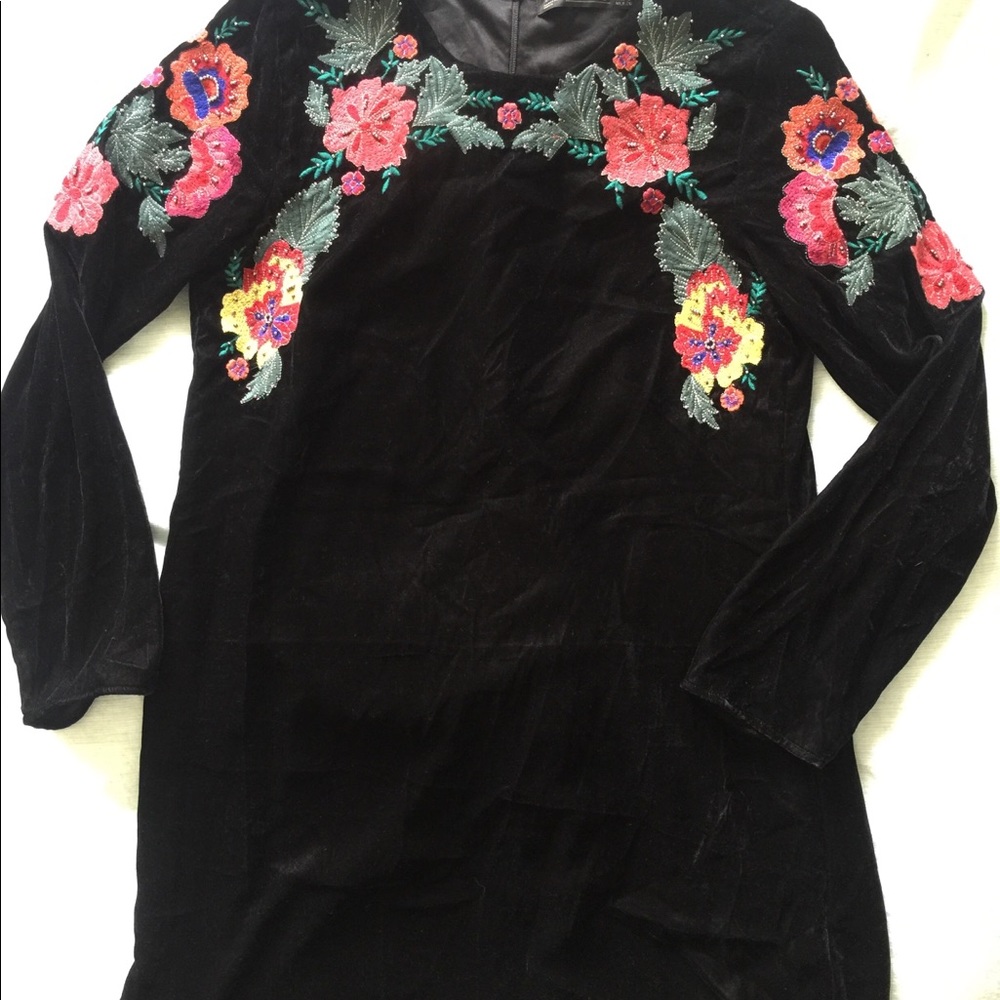 ZARA Velvet black floral dress